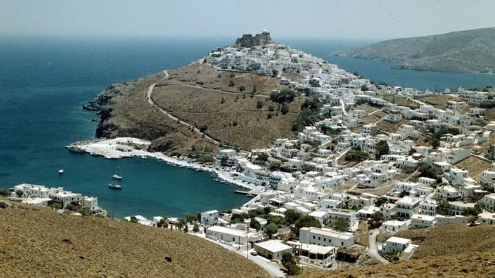 Ελλάδα και Κύπρος στις σημαντικότερες τουριστικές αγορές το 2021